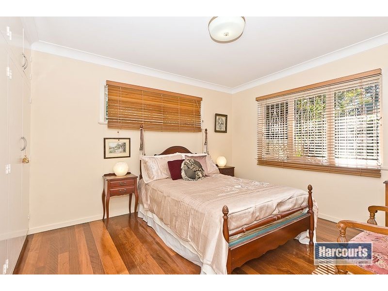 2 Bernarra Street, The Gap QLD 4061