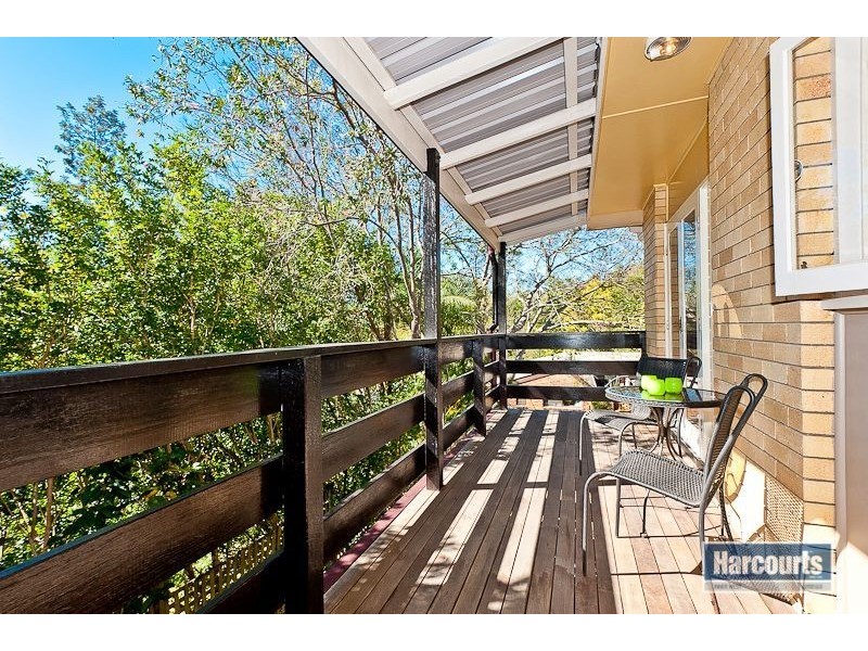 2 Bernarra Street, The Gap QLD 4061