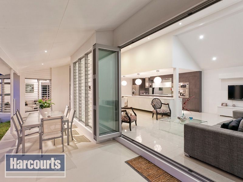 16 Ballybritt Street, The Gap QLD 4061