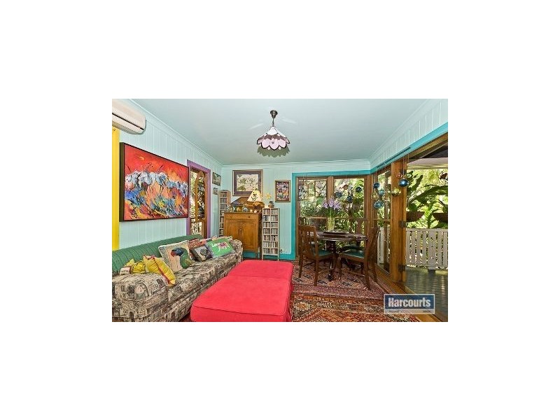 12 Moulton Street, Ashgrove QLD 4060