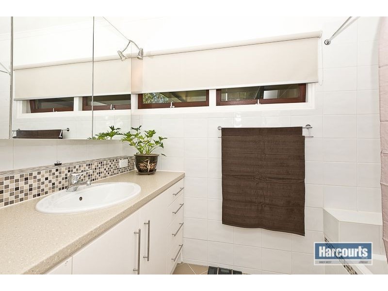 25 Marral Street, The Gap QLD 4061