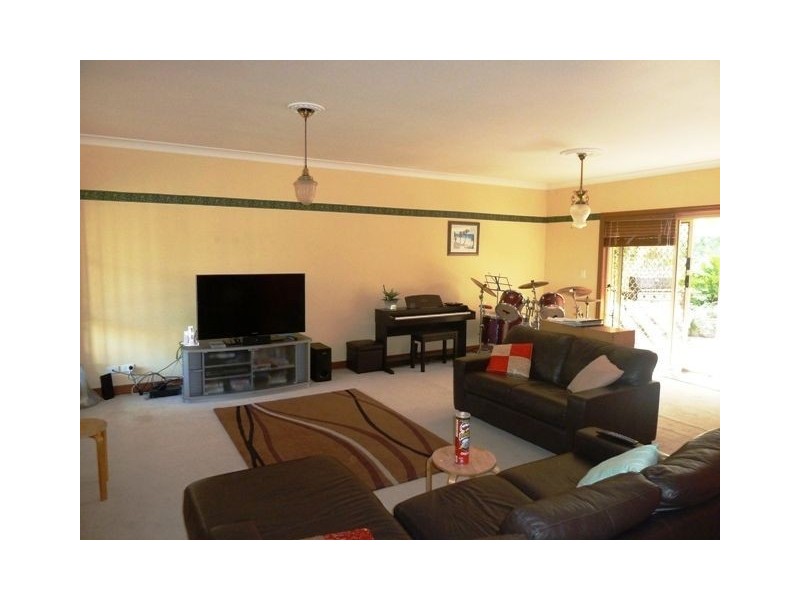 9 Fig Tree Court, Albany Creek QLD 4035