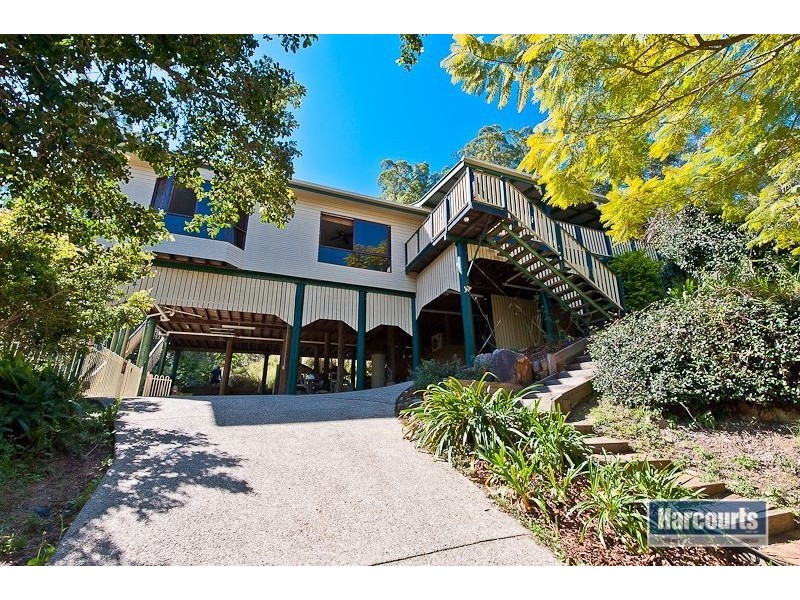 17 Wollundry Place, The Gap QLD 4061