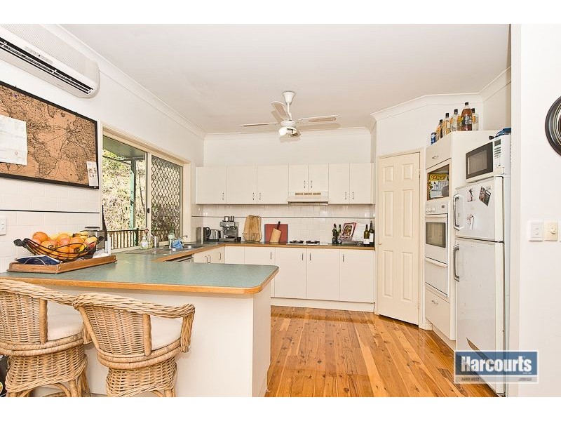 17 Wollundry Place, The Gap QLD 4061