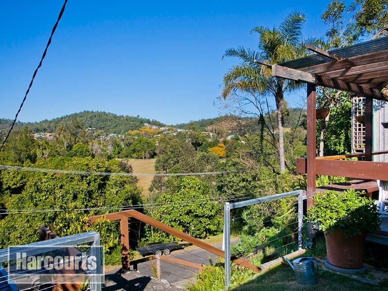 41 Yoorala Street, The Gap QLD 4061