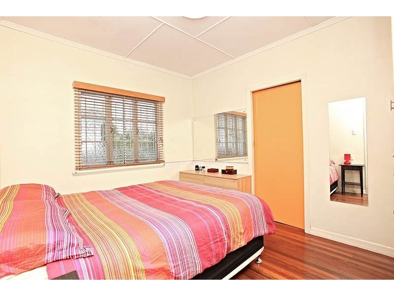 1009 Waterworks Road, The Gap QLD 4061