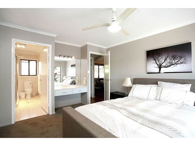 14 Grimsby Street, The Gap QLD 4061
