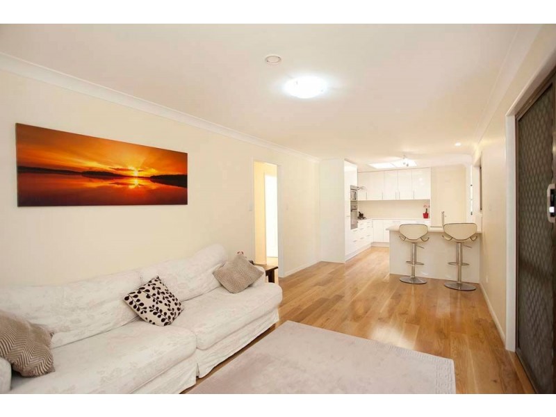 21 Debbie Street, The Gap QLD 4061
