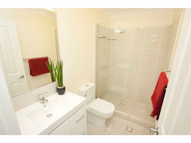 21 Debbie Street, The Gap QLD 4061
