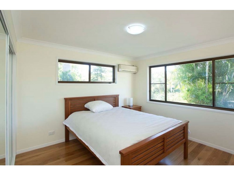 21 Debbie Street, The Gap QLD 4061