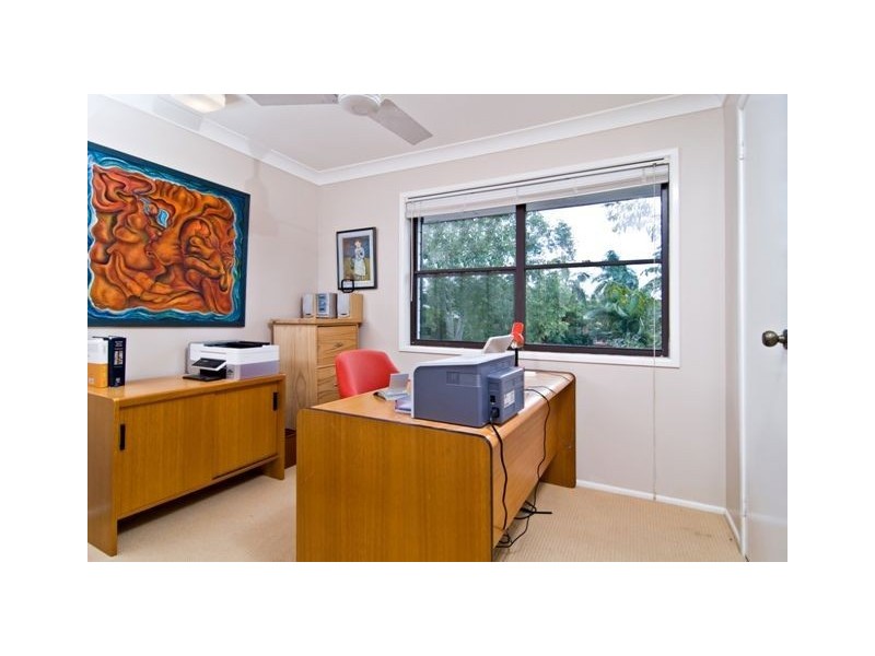 4 Tallawong Place, The Gap QLD 4061