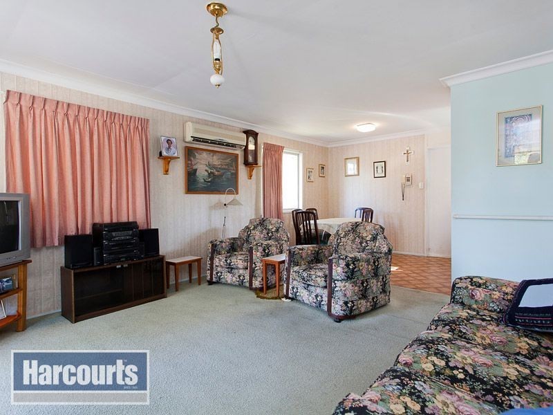 2 Granton Place, The Gap QLD 4061