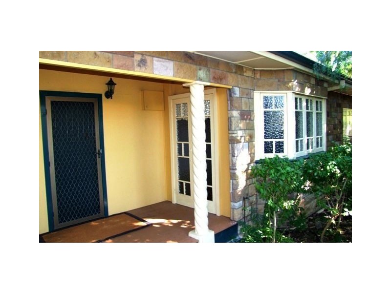 73 Davies Road, Bardon QLD 4065
