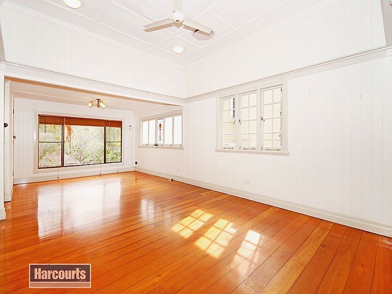 94 Leworthy Street, Bardon QLD 4065