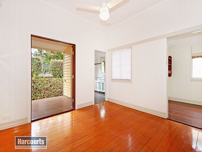 94 Leworthy Street, Bardon QLD 4065