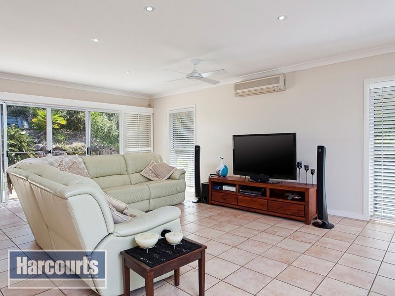 21 Cambridge Close, The Gap QLD 4061