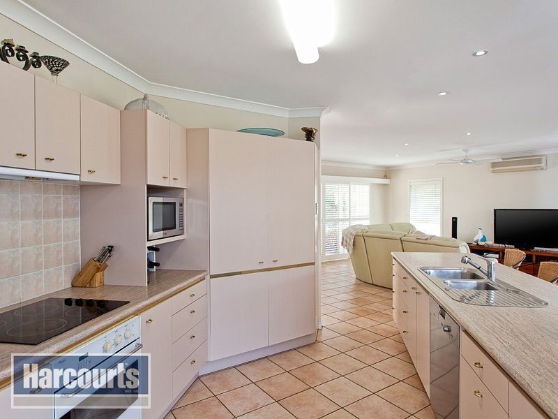 21 Cambridge Close, The Gap QLD 4061