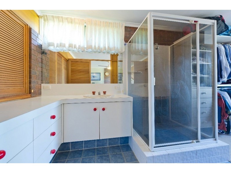 27 Kilsby Street, The Gap QLD 4061