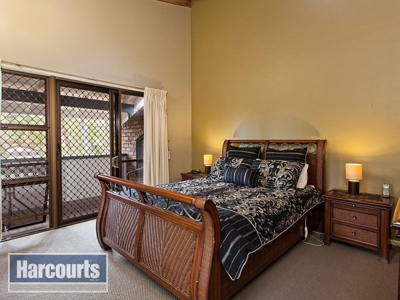 4 Kookabah Street, The Gap QLD 4061