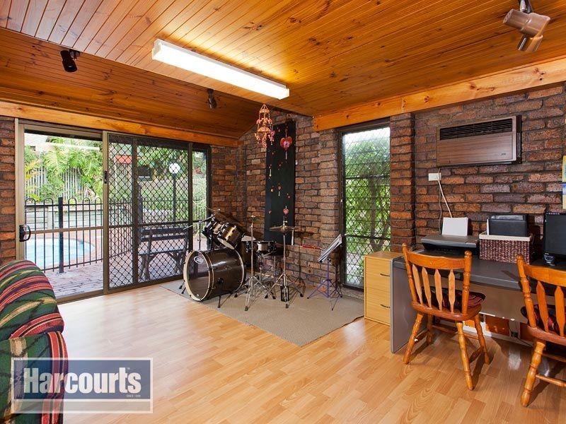 4 Kookabah Street, The Gap QLD 4061