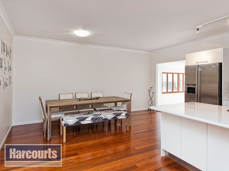 24 Lomatta Street, The Gap QLD 4061