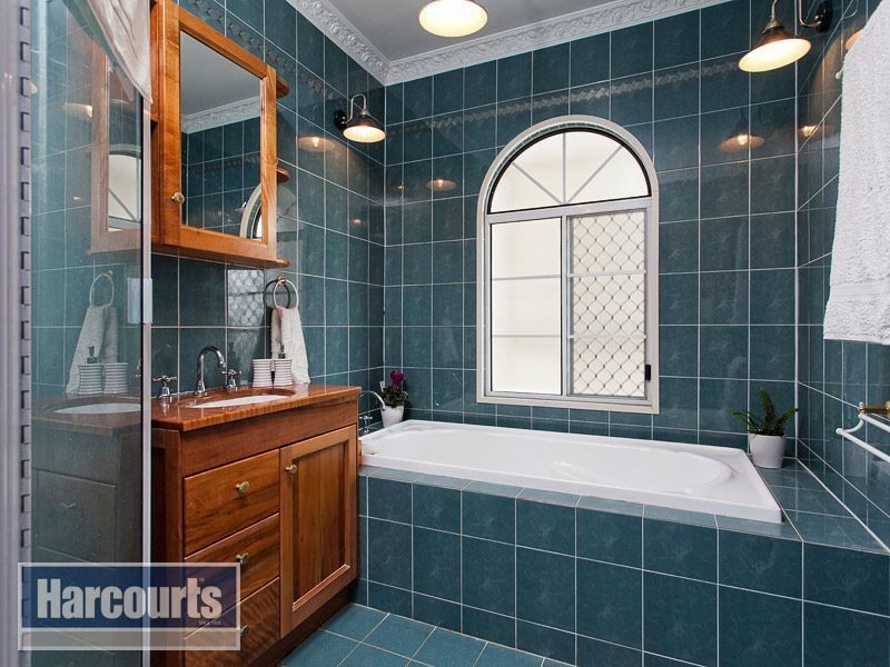 95 Frasers Road, Mitchelton QLD 4053