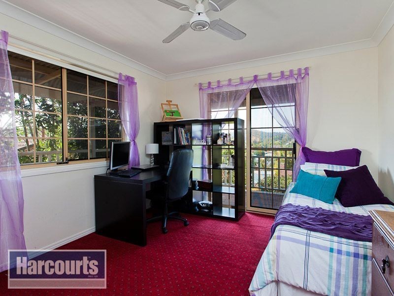 5 Walsall Street, The Gap QLD 4061
