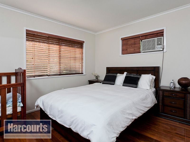 6 Pangela Street, The Gap QLD 4061