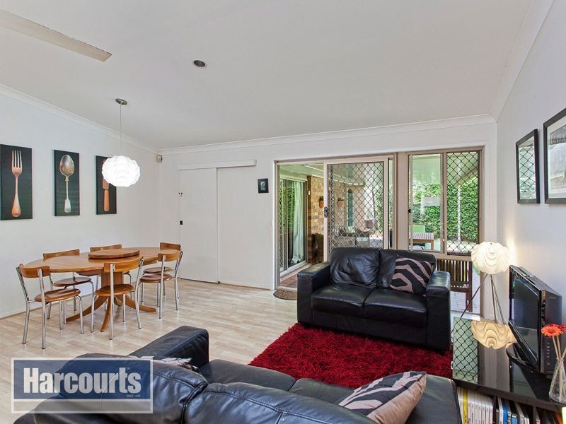 4 Hillside Place, The Gap QLD 4061