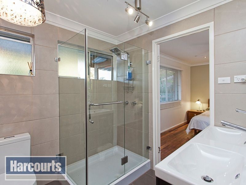 32 Sassafras Street, The Gap QLD 4061
