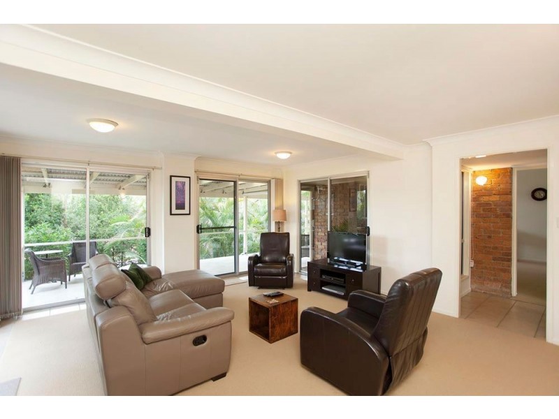 7 Petmar Street, The Gap QLD 4061