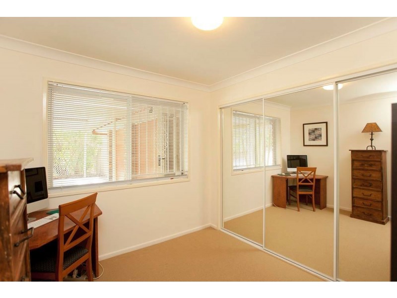 7 Petmar Street, The Gap QLD 4061