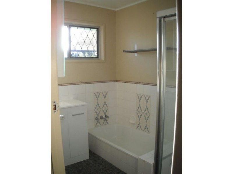 11 Locust Street, The Gap QLD 4061