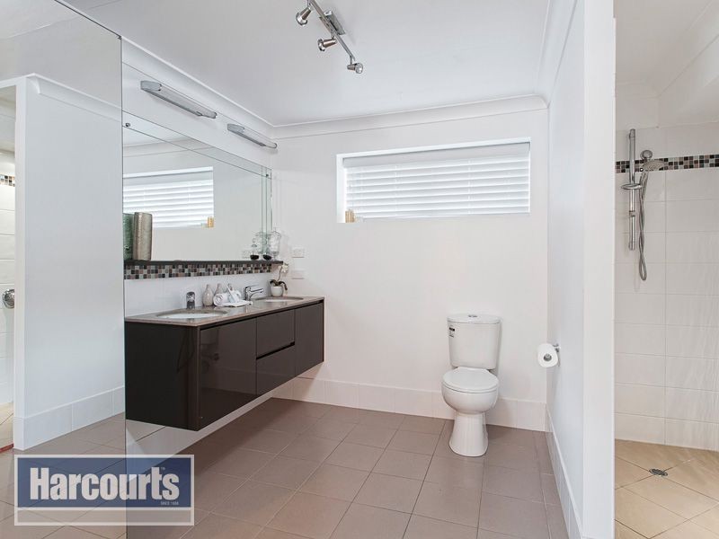 10 Bogunda Street, The Gap QLD 4061