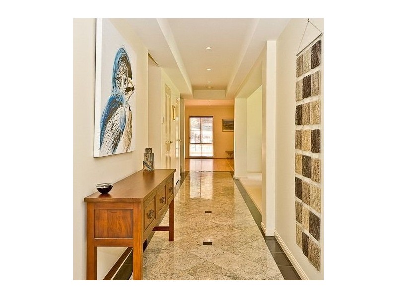 6 Smallwood Court, Samford Valley QLD 4520