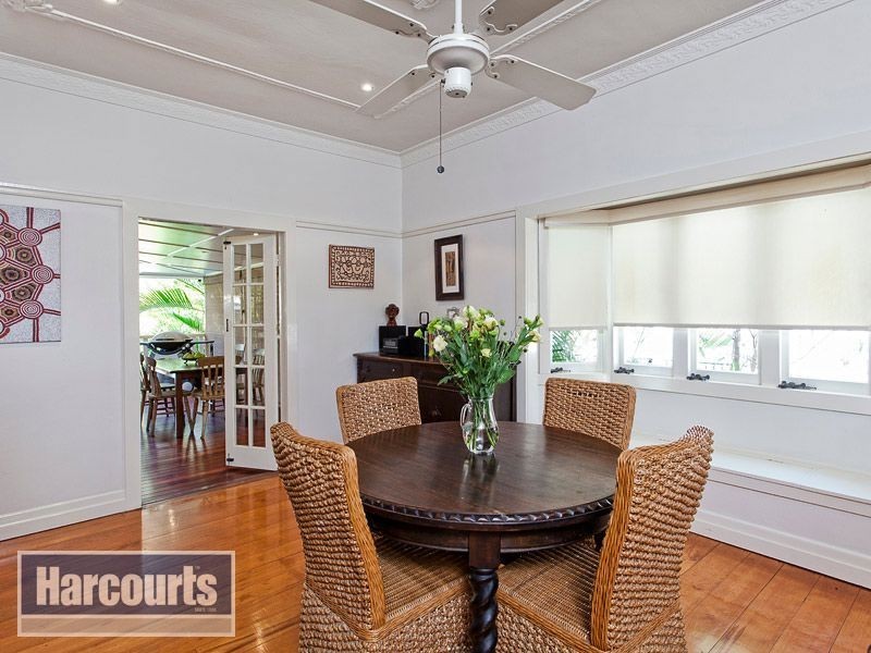 43 Banksia Avenue, Ashgrove QLD 4060