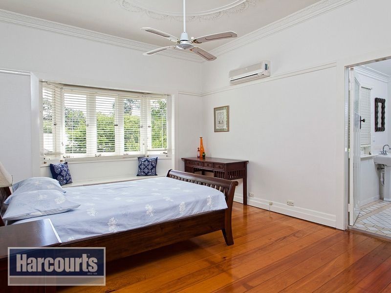 43 Banksia Avenue, Ashgrove QLD 4060