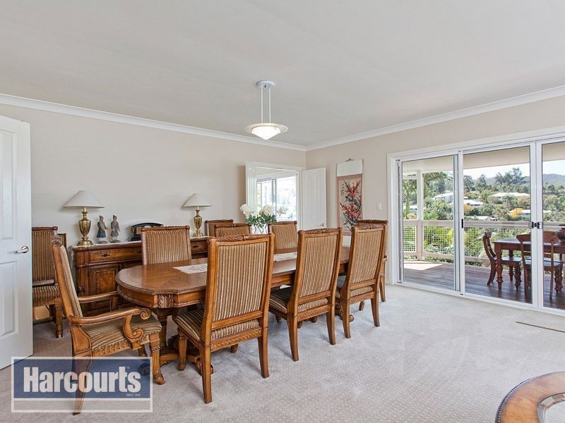 21 Cambridge Close, The Gap QLD 4061