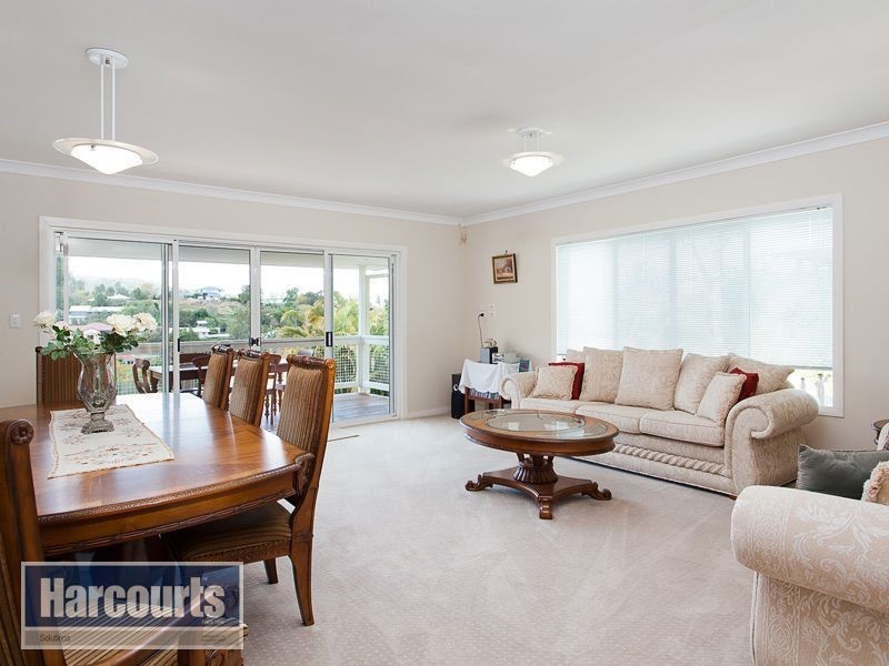 21 Cambridge Close, The Gap QLD 4061