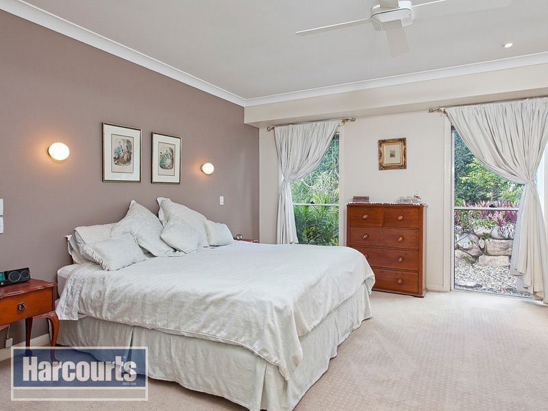 21 Cambridge Close, The Gap QLD 4061