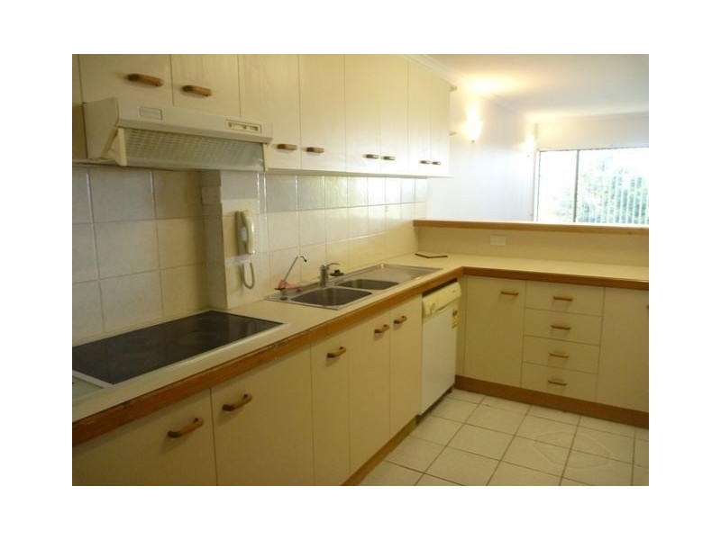 4/26 Simpsons Rd, Bardon QLD 4065