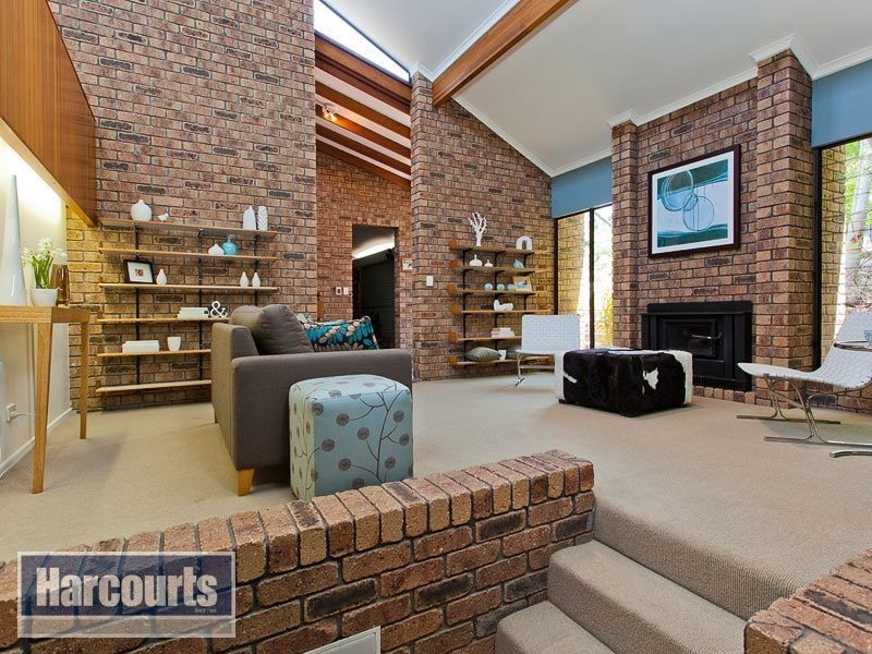 9 Trebonne Street, The Gap QLD 4061