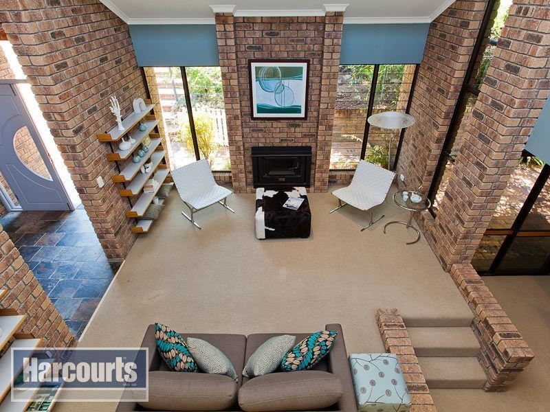 9 Trebonne Street, The Gap QLD 4061