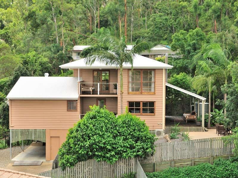 13 Chicester Street, The Gap QLD 4061