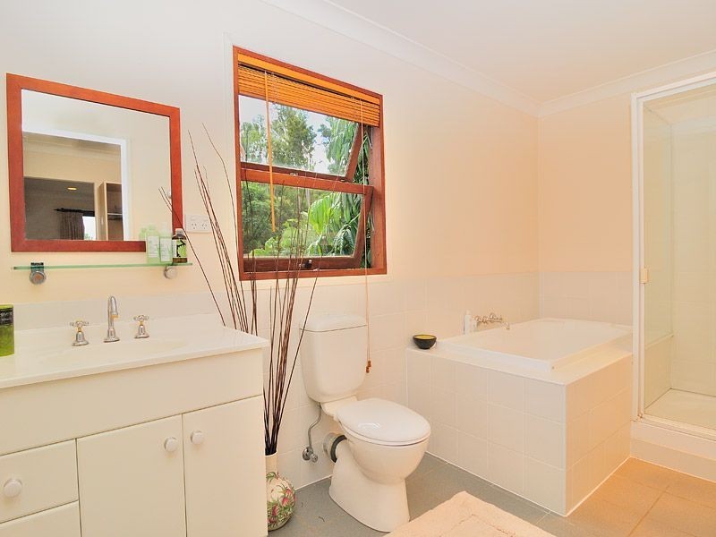 13 Chicester Street, The Gap QLD 4061