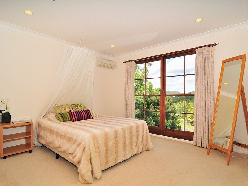 13 Chicester Street, The Gap QLD 4061