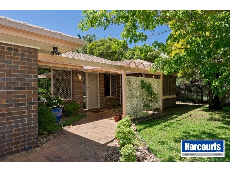 3 Hawthorn Street, The Gap QLD 4061