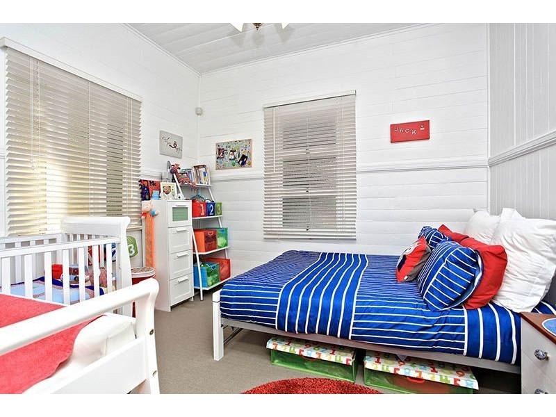 71 Ashgrove Avenue, Ashgrove QLD 4060