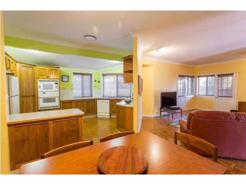 1 Tyrrell Court, The Gap QLD 4061