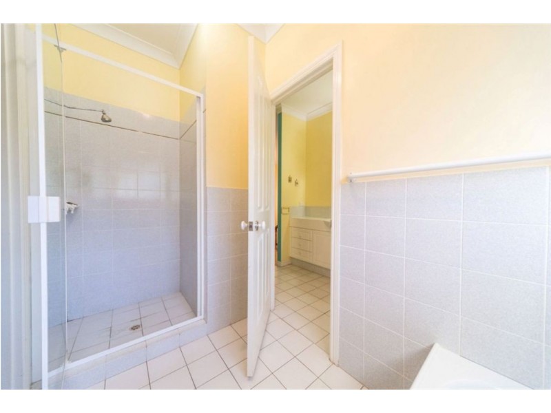 1 Tyrrell Court, The Gap QLD 4061